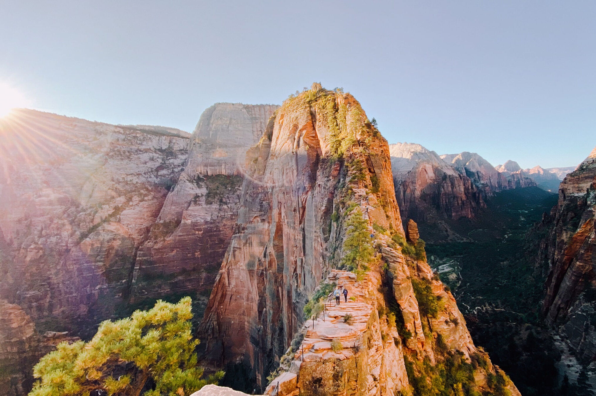Angels Landing: Conquering Zion's Steep Chains & Permit Lottery